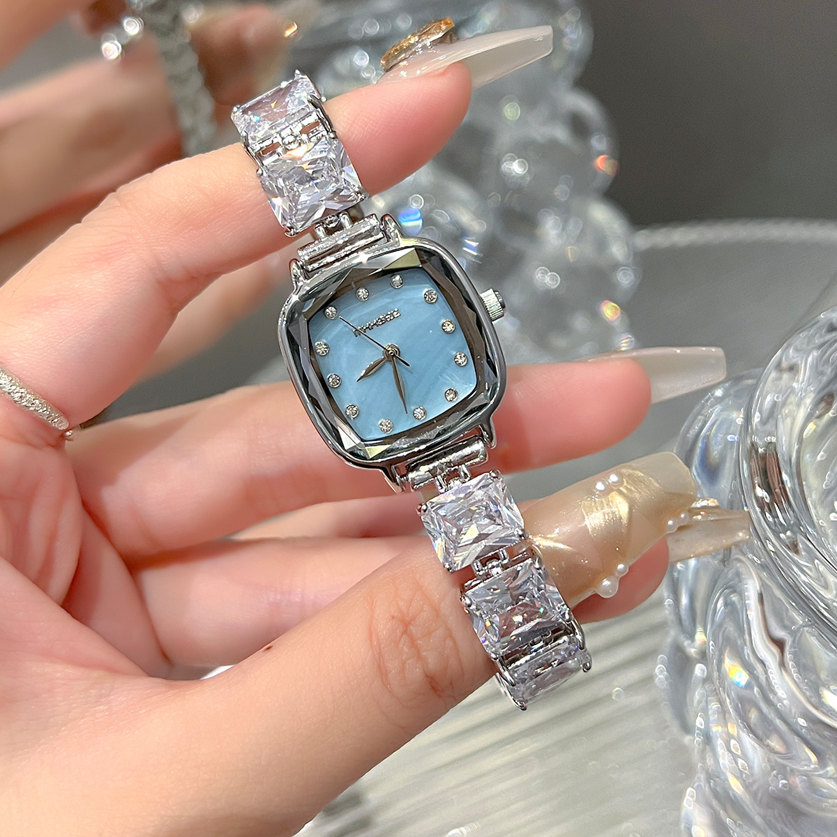 2025 High-end Women Watch Diam - đánh giá và giá Luxury Watch Female