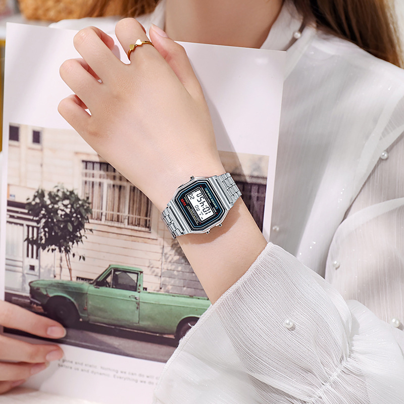 LED Stainless Steel Band Watch - đánh giá và giá Luxury Watch Winder