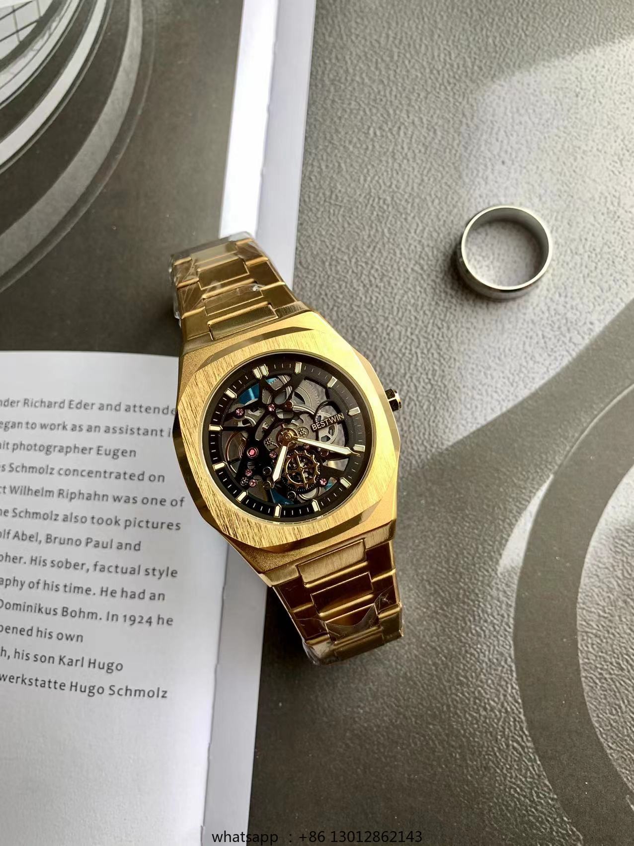 Steel strip waterproof persona - đánh giá và giá Luxury Watch Green