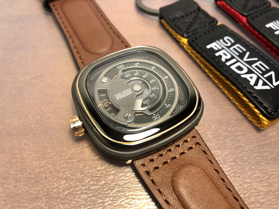 SEVEN FRIDAY watch M2B/01 men  - đánh giá và giá Luxury Watch Winder